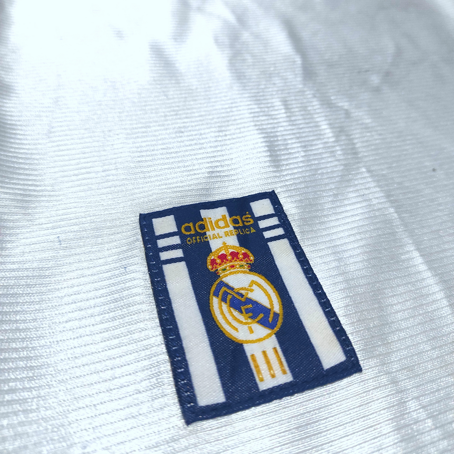 Real Madrid Home Shirt 1998-1999 Suker (M)