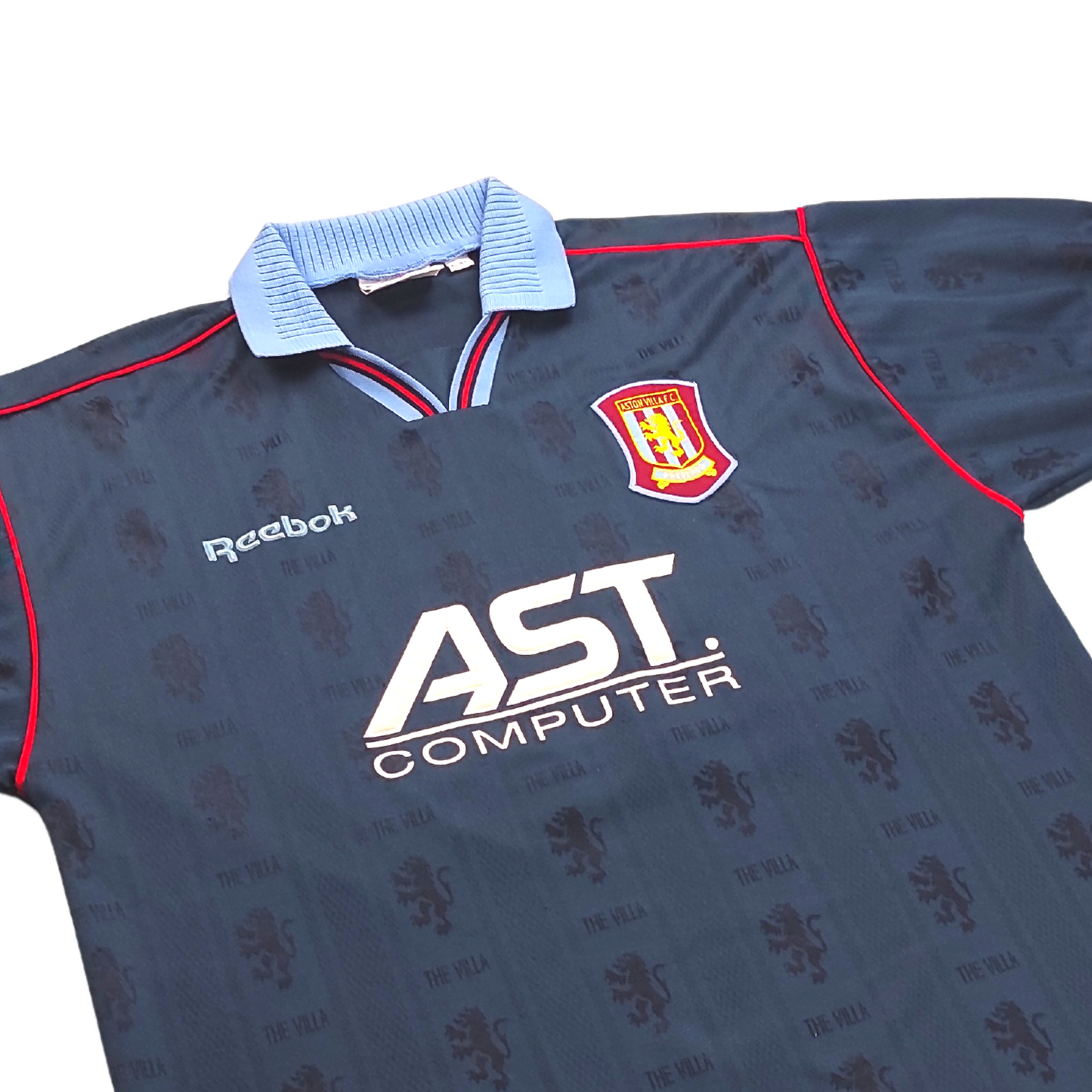 Aston Villa Away Shirt 1995-1997 Yorke (L)