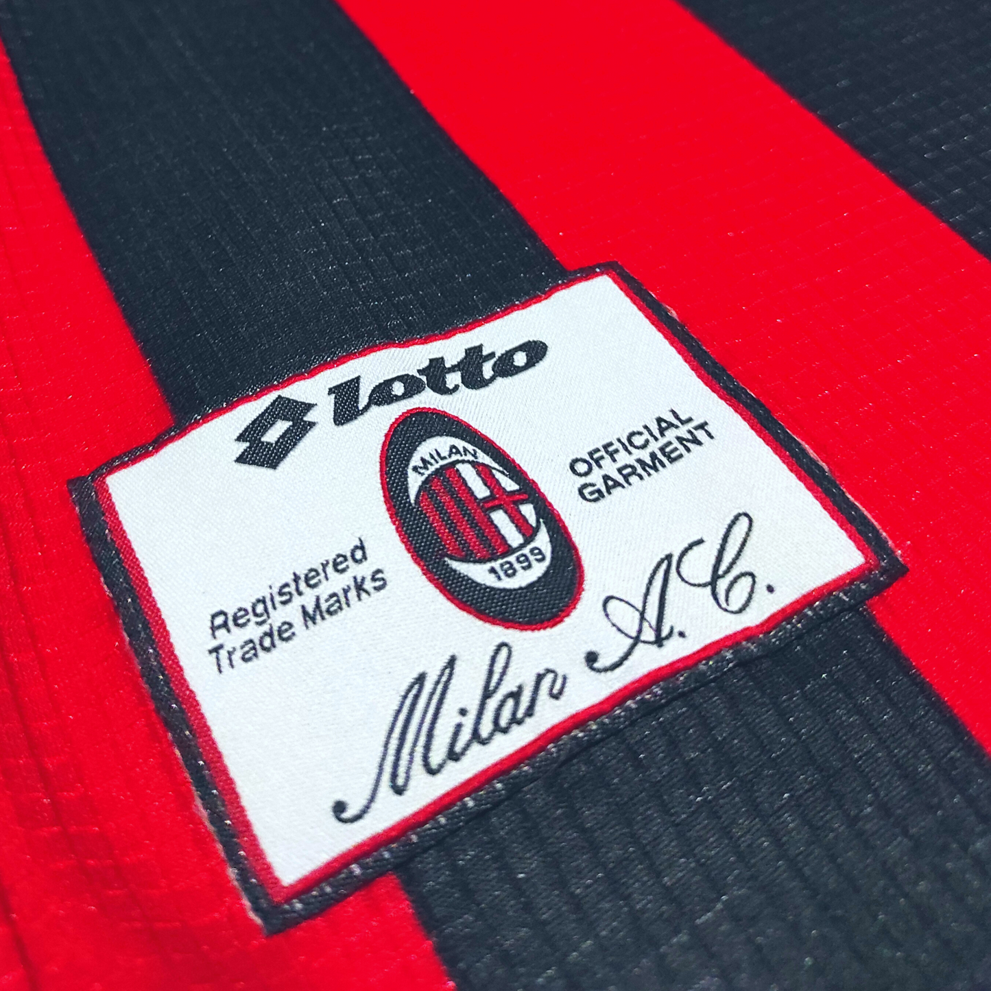 Milan Home Shirt 1997-1998 Leonardo (M)