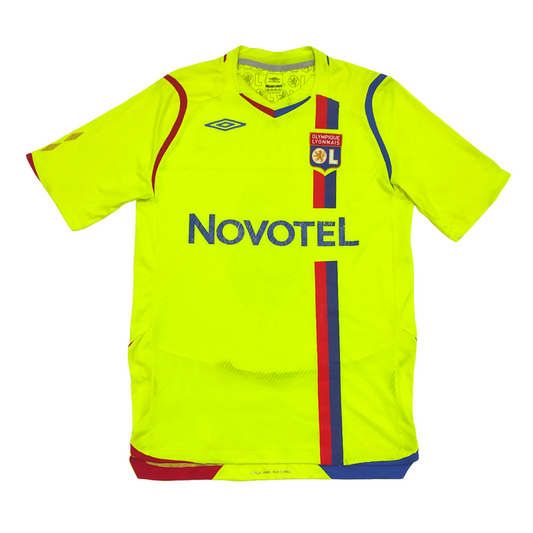 Lyon Third Shirt  2008-2009 Juninho (M)