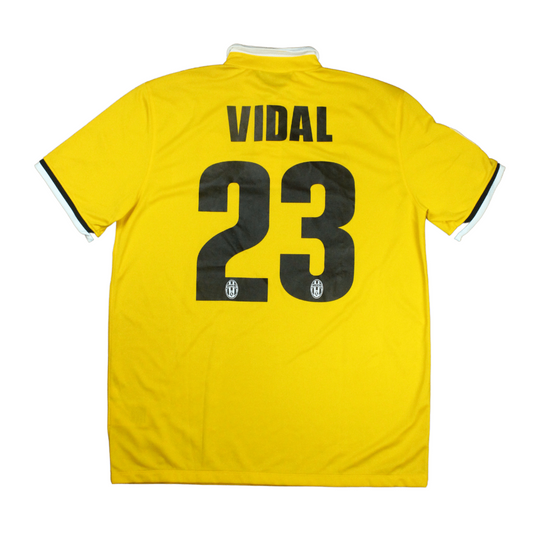 Juventus Away Shirt 2013-2014 Vidal (L)